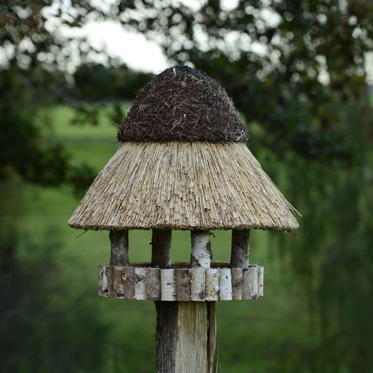 Fuglehus med stråtag - størrelse Medium