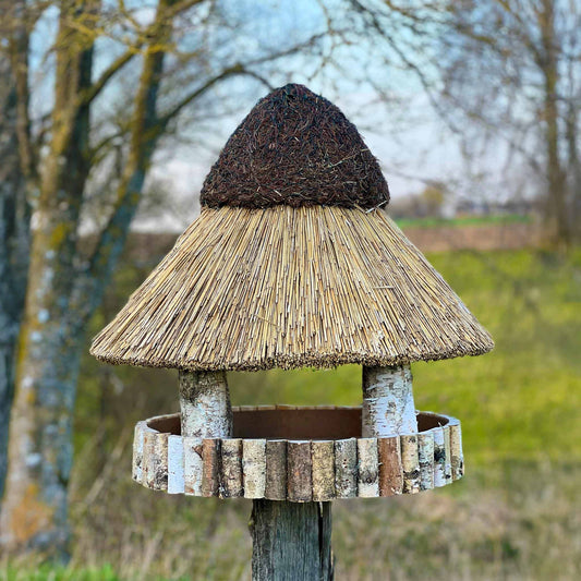 Stråtækt fuglehus - størrelse Large